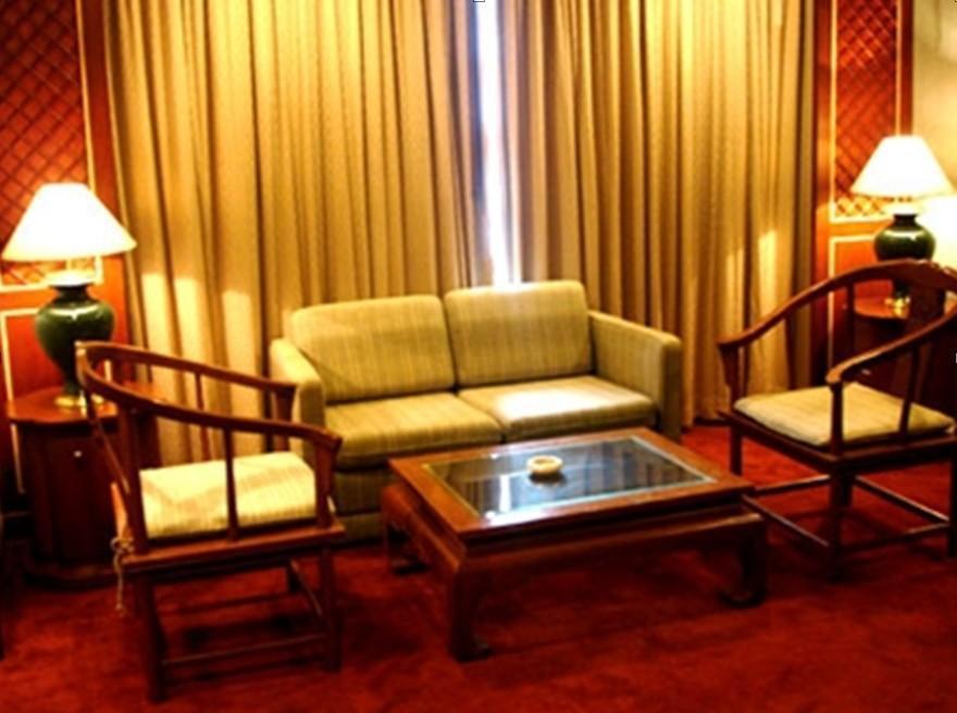 The Regency Hotel Hatyai Hat Yai Bagian luar foto