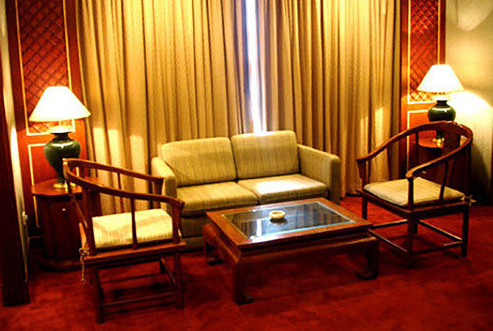 The Regency Hotel Hatyai Hat Yai Bagian luar foto